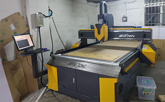 深圳龍崗XX有機(jī)玻璃公司