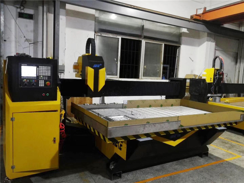 張家港XX精密機(jī)械有限公司