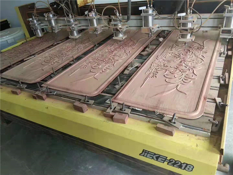 東陽(yáng)市XX木門廠