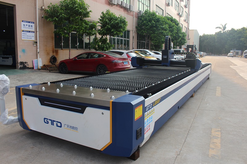 光纖激光切割機穩壓器的保養知識