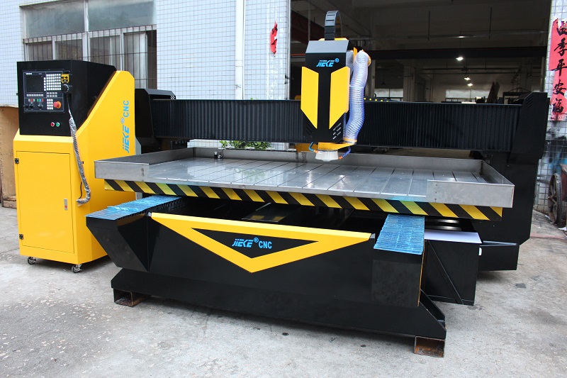 質量好的鋁板雕刻機有哪些優勢特點