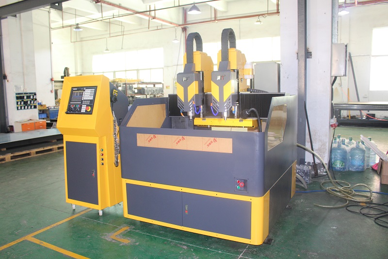 鋁板雕刻機鑄鐵床身為何要回火處理?